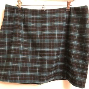 Old Navy Plaid Skirt.  Fully lined,back zipper